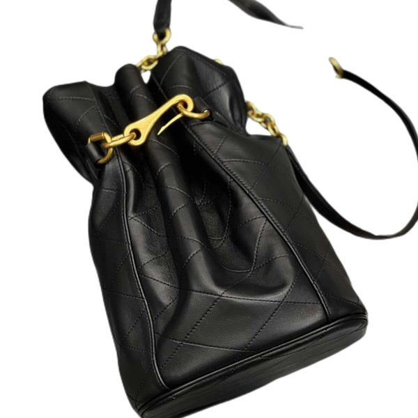 fashion bags new luxury handbags ladies classic retro dinner quality with box design shopping bag underarm one shoulder multifunctional use
fashion bags new luxury handbags ladies classic retro dinner quality with box design shopping bag underarm one shoulder multifunctional use