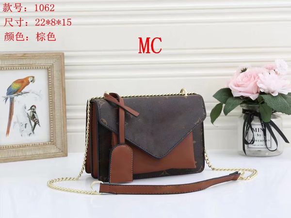 luxury tote shoulder bag totes purse designer handbag message bags cluth brand crossbody pu leather #1062 old flower coffee 22cm womens
luxury tote shoulder bag totes purse designer handbag message bags cluth brand crossbody pu leather #1062 old flower coffee 22cm womens