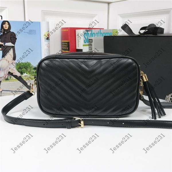classic designer bag womens soho disco bag small shoulder bags leather handbags gold chain cross body messenger purse232v
classic designer bag womens soho disco bag small shoulder bags leather handbags gold chain cross body messenger purse232v