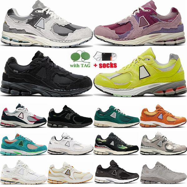 2002r b2002r athletic mens women luxury casual shoes triple s black white protection pack pink rain cloud phantom sea salt sail designer bow
2002r b2002r athletic mens women luxury casual shoes triple s black white protection pack pink rain cloud phantom sea salt sail designer bow