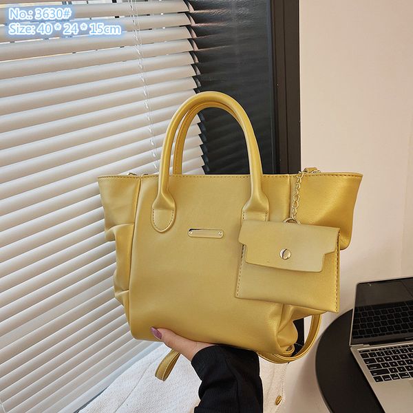 wholesale ladies shoulder bag 7 colors elegant solid color leather coin purse simple joker gold fashion backpack large capacity two-piece we, Black;red
wholesale ladies shoulder bag 7 colors elegant solid color leather coin purse simple joker gold fashion backpack large capacity two-piece we, Black;red
