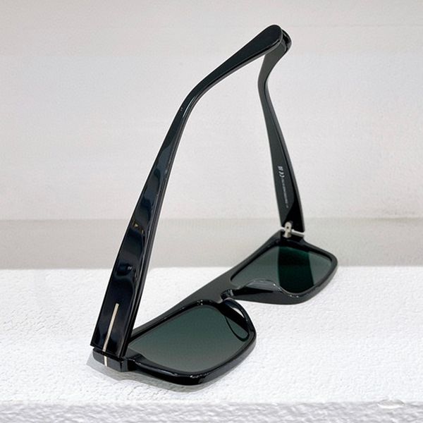 2023 sunglasses for men and women summer 907 style anti-ultraviolet retro plate full frame glasses random box, White;black
2023 sunglasses for men and women summer 907 style anti-ultraviolet retro plate full frame glasses random box, White;black