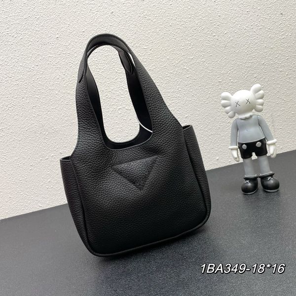 mini fashion grocery basket bag classic leather luxury handbag designer one shoulder bag tote design women purse large capacity
mini fashion grocery basket bag classic leather luxury handbag designer one shoulder bag tote design women purse large capacity