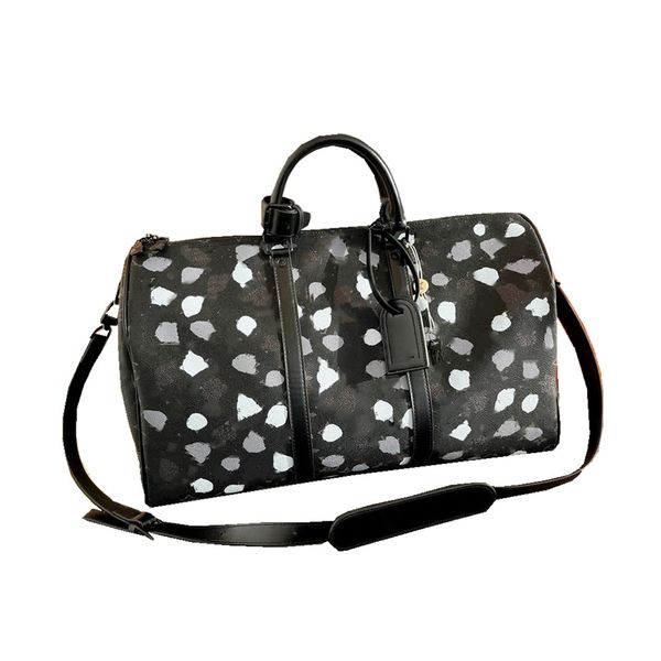 designer designed travel bag casual and versatile with delicate inlay size of 48cm
designer designed travel bag casual and versatile with delicate inlay size of 48cm