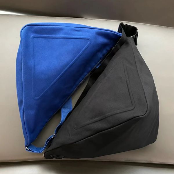 luxurys designers nylon recycled bag canvas triangle pochette mens shoulder large womens tote famous crossbody hobo travel sport belt waist
luxurys designers nylon recycled bag canvas triangle pochette mens shoulder large womens tote famous crossbody hobo travel sport belt waist