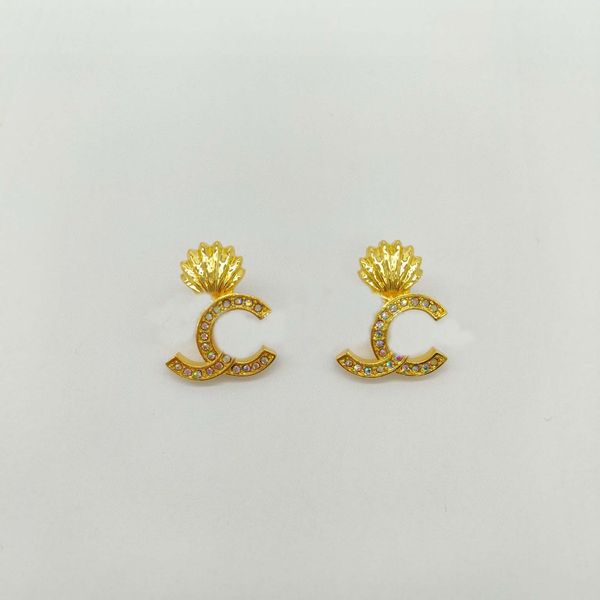 2023 luxury quality simple charm stud earring with diamond in 18k gold plated have box stamp ps7486a, Golden
2023 luxury quality simple charm stud earring with diamond in 18k gold plated have box stamp ps7486a, Golden