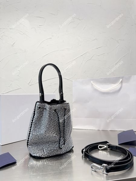 tz luxury full diamond mini crystal bucket bag designer drawstring handbag women blingbling shiny evening dress party clutch bags fashion sh
tz luxury full diamond mini crystal bucket bag designer drawstring handbag women blingbling shiny evening dress party clutch bags fashion sh