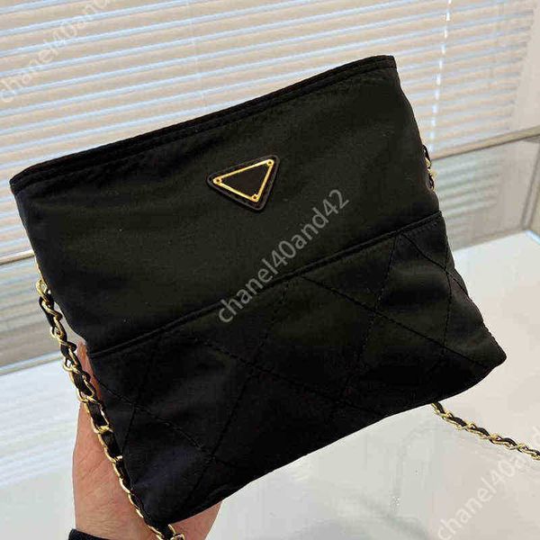 shoulder bags for women handbag with brand designer handbags messenger vintage bag purse fashion triangle crossbody canvas medieval66
shoulder bags for women handbag with brand designer handbags messenger vintage bag purse fashion triangle crossbody canvas medieval66