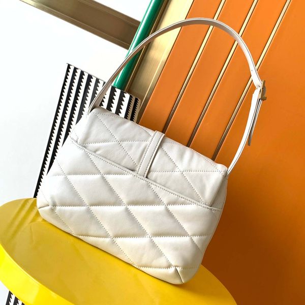 luxury designer bag smooth leather fashion classic wallet brand metal sign shoulder clutch bags chains handbag purse messenger bag handbags
luxury designer bag smooth leather fashion classic wallet brand metal sign shoulder clutch bags chains handbag purse messenger bag handbags