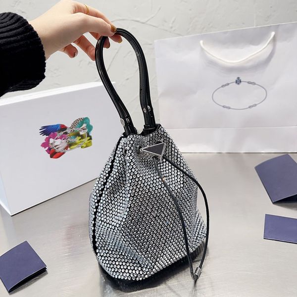 evening bags evening bags mini nylon bucket bag shiny diamonds handbags women crossbody dinner bags rhinestone purse triangle sequins totes
evening bags evening bags mini nylon bucket bag shiny diamonds handbags women crossbody dinner bags rhinestone purse triangle sequins totes