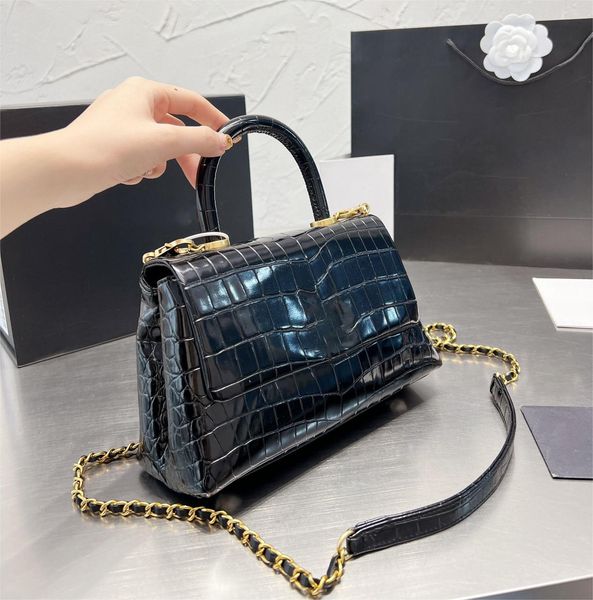 fashion designer handbag crocodile pattern shoulder bags flap chain clutch crossbody bag cowhide tote wallet channel purse original hardware
fashion designer handbag crocodile pattern shoulder bags flap chain clutch crossbody bag cowhide tote wallet channel purse original hardware