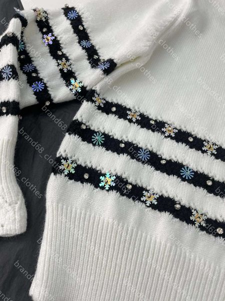women's sweaters designer 22ss long sleeve sweater women wool sweaters shirts mujer knit shirt letter cc brand round neck pullover hood, White;black
women's sweaters designer 22ss long sleeve sweater women wool sweaters shirts mujer knit shirt letter cc brand round neck pullover hood, White;black
