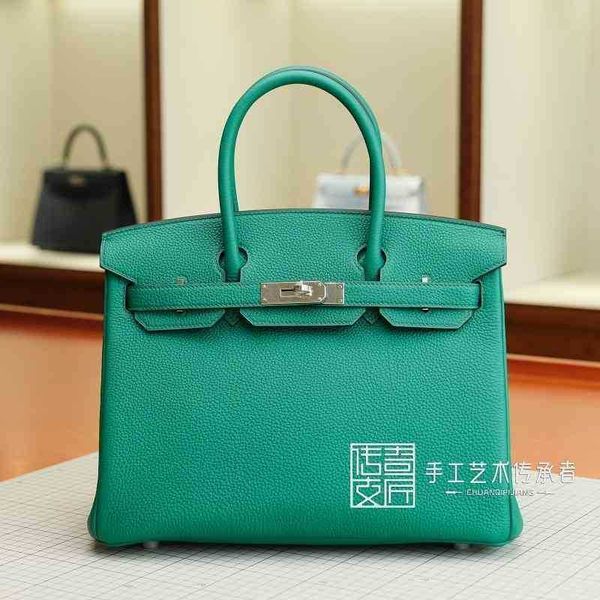 herme birkins birkins bags women's pure manual wax thread sewing real leather togo leather velvet green bk30cm silver buckle
herme birkins birkins bags women's pure manual wax thread sewing real leather togo leather velvet green bk30cm silver buckle