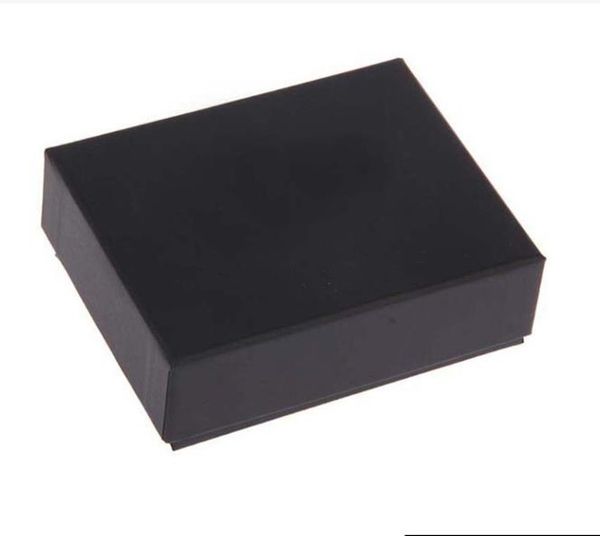 brand original box cosmetic bags purchase a box separately we will not ship we do not accept refunds if there is minor damage in transit
brand original box cosmetic bags purchase a box separately we will not ship we do not accept refunds if there is minor damage in transit