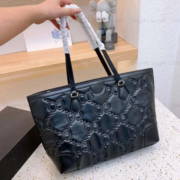 women shopping bags large totes designers shoulder bag embossed letter design handbags big capacity leather bag
women shopping bags large totes designers shoulder bag embossed letter design handbags big capacity leather bag