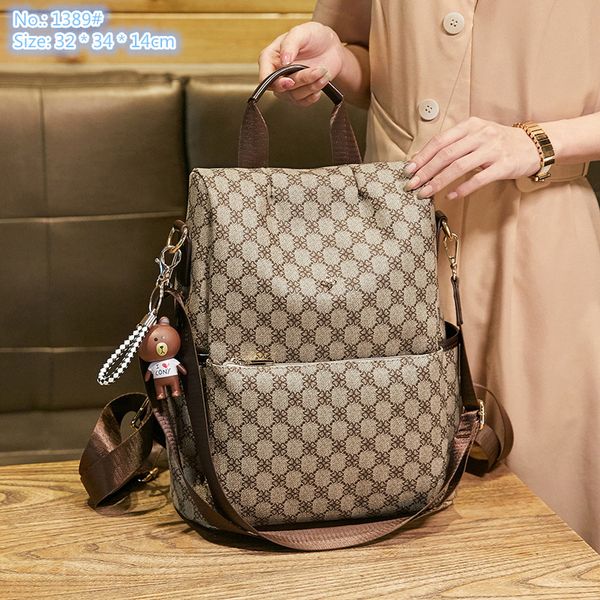wholesale ladies shoulder bag 3 colors outdoor travel sports fitness leisure leathers backpacks oxford fashion handbag anti-theft leather pr
wholesale ladies shoulder bag 3 colors outdoor travel sports fitness leisure leathers backpacks oxford fashion handbag anti-theft leather pr