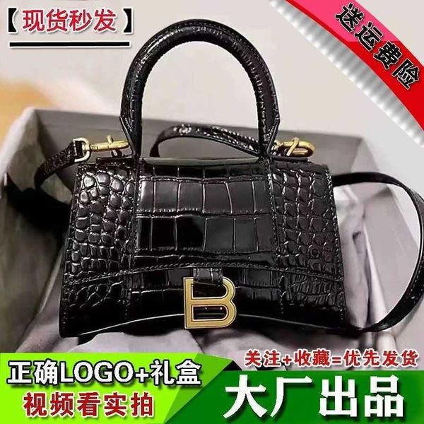designer baleciga handbag b letter pattern bag fashion ins leather crossbody change 3ugi
designer baleciga handbag b letter pattern bag fashion ins leather crossbody change 3ugi
