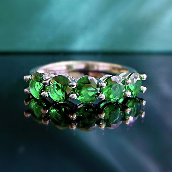 wedding accessories pure silver engagement rings fadeless emerald luxury surround diamond birdal ring proposal ring no fading ladies jewelry, White
wedding accessories pure silver engagement rings fadeless emerald luxury surround diamond birdal ring proposal ring no fading ladies jewelry, White