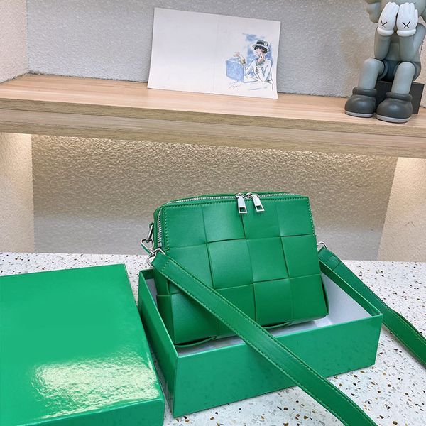body weave cross bags women tofu shoulder bag cassette messenger totes interior zipper pocket adjustable strap green clutch wallets zipper c
body weave cross bags women tofu shoulder bag cassette messenger totes interior zipper pocket adjustable strap green clutch wallets zipper c