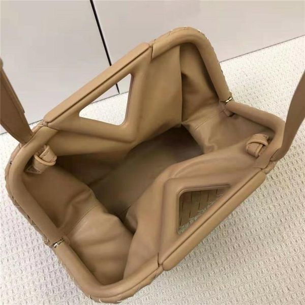 latest inverted triangle shoulder bags famous weave handle handbags jil sander style cross body genuine calf leather clutch pure c2608
latest inverted triangle shoulder bags famous weave handle handbags jil sander style cross body genuine calf leather clutch pure c2608