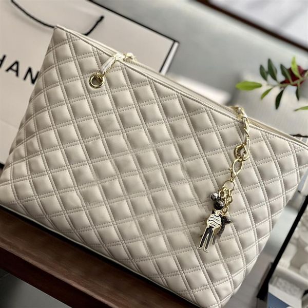classic french designer handbags shoulder bags fashion quilted leather handbag women's large capacity shopping totes wall272t
classic french designer handbags shoulder bags fashion quilted leather handbag women's large capacity shopping totes wall272t