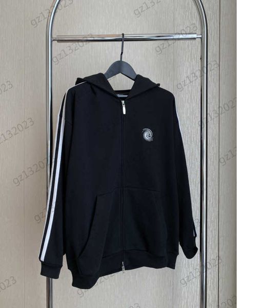 designer jacket women logo embroidered striped long-sleeved zipper hooded jackets silhouette drop shoulder design sports casual outerwear wo, Black;brown
designer jacket women logo embroidered striped long-sleeved zipper hooded jackets silhouette drop shoulder design sports casual outerwear wo, Black;brown