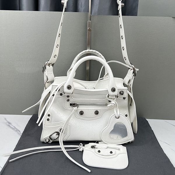 neo cagole motorcycle bag women handbag purse shoulder bags genuine leather love mirror rivet plain tote bag zipper closure inside fashion l
neo cagole motorcycle bag women handbag purse shoulder bags genuine leather love mirror rivet plain tote bag zipper closure inside fashion l