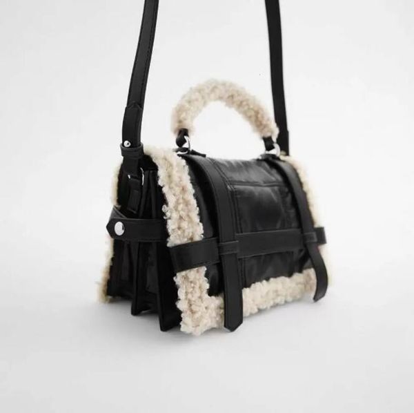 designer soft wool shoulder luxury leather women crossbody bag lamb velvet handle ladies handbags large capacity purses
designer soft wool shoulder luxury leather women crossbody bag lamb velvet handle ladies handbags large capacity purses