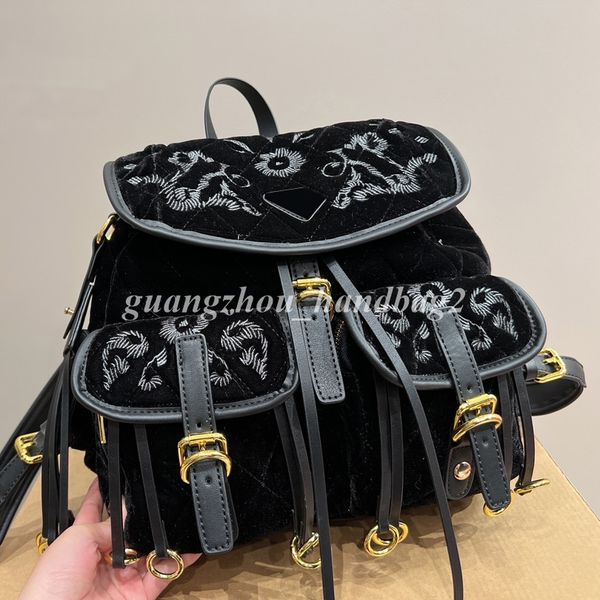 designer classic drawstring backpacks fashion stitching handbag large capacity shopping travel bag schoolbag backpack wallet
designer classic drawstring backpacks fashion stitching handbag large capacity shopping travel bag schoolbag backpack wallet