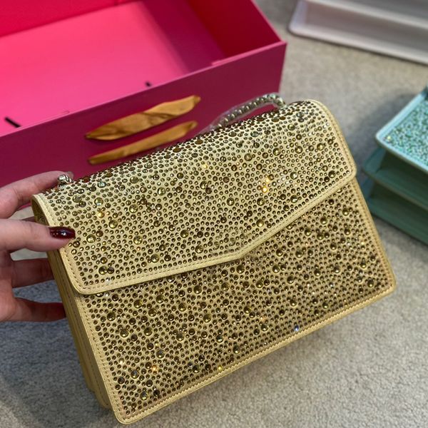 rhinestone crossbody bag fashion shoulder bags square flap women handbags metal chain magnetic buckle interior compartment organ clutch purs
rhinestone crossbody bag fashion shoulder bags square flap women handbags metal chain magnetic buckle interior compartment organ clutch purs