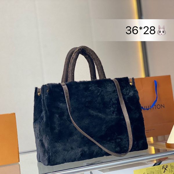 fashion 2022 luxury handbag women's fur onthego designer bag messenger bag shoulder bag high-capacity shopping tote
fashion 2022 luxury handbag women's fur onthego designer bag messenger bag shoulder bag high-capacity shopping tote