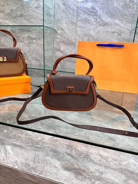 the tote bag luxury designer women handbag female shoulder bags vintage genuine leather canvas hobo crossbody bags ladies fashion chain
the tote bag luxury designer women handbag female shoulder bags vintage genuine leather canvas hobo crossbody bags ladies fashion chain