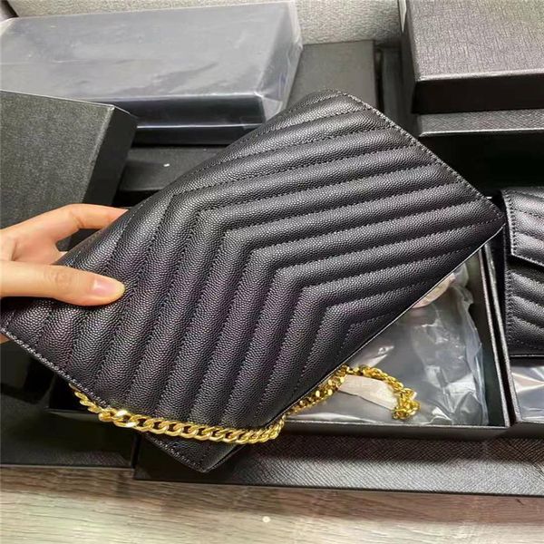 upgraded designer crossbody hand bags grained leather caviar harware connection flap women fashion letter cross shoulder bag cover303o
upgraded designer crossbody hand bags grained leather caviar harware connection flap women fashion letter cross shoulder bag cover303o