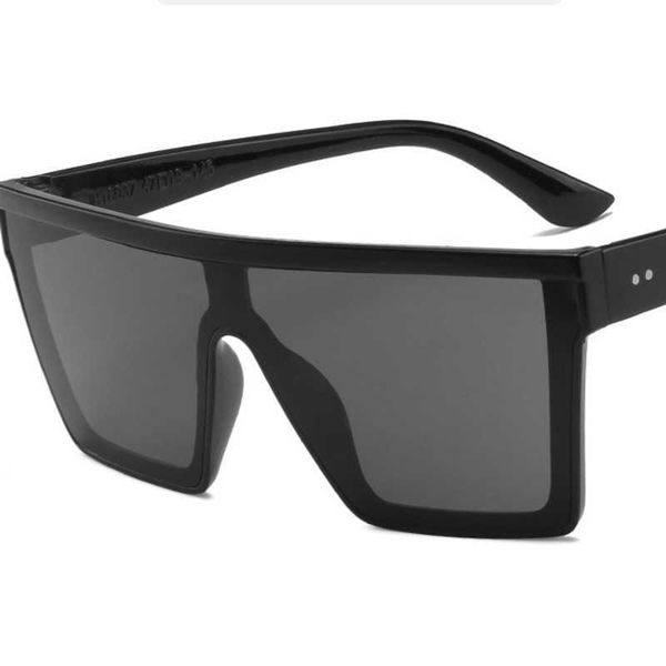 oversized sunglasses quay brand designer ladies for women vintage black fashion hindsight square eyewear female mujer, White;black
oversized sunglasses quay brand designer ladies for women vintage black fashion hindsight square eyewear female mujer, White;black