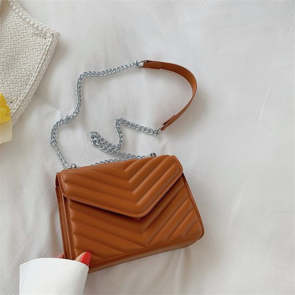 luxury fashion women bag clutch shoulder handbag leather messenger cross body serial number metal-logo small square fashionable golden hardw
luxury fashion women bag clutch shoulder handbag leather messenger cross body serial number metal-logo small square fashionable golden hardw