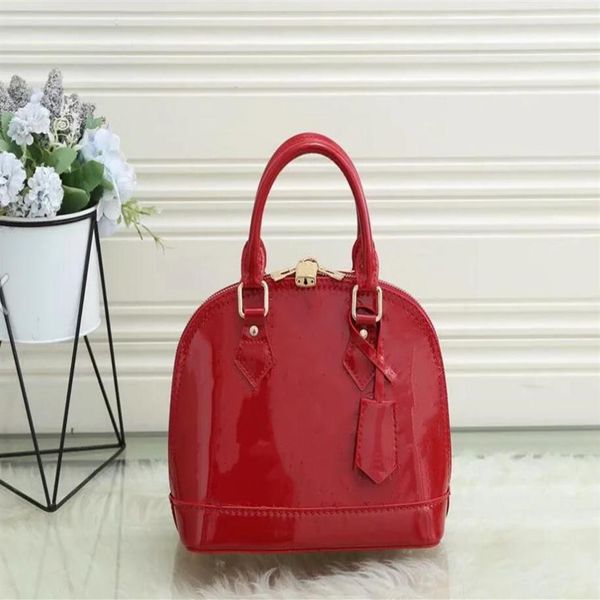ladies baker bag fashion jelly shoulder transparent bucket tote handbag for women222s
ladies baker bag fashion jelly shoulder transparent bucket tote handbag for women222s