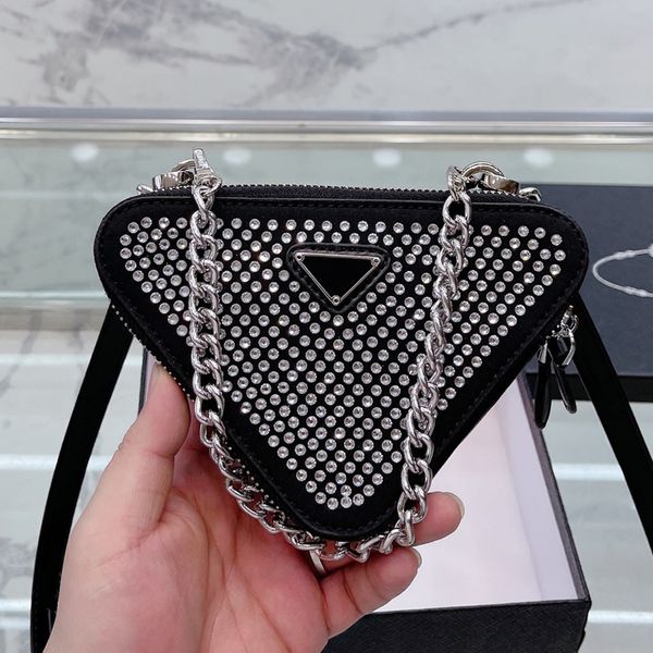 triangle diamond crossbody bag fashion clutch purse women shoulder bags handbags metal hardware chain zipper closure 2 in 1 coin purse mini
triangle diamond crossbody bag fashion clutch purse women shoulder bags handbags metal hardware chain zipper closure 2 in 1 coin purse mini