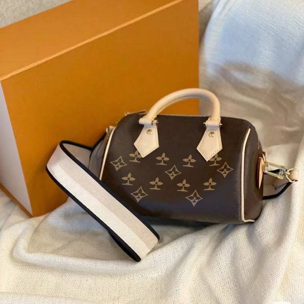 luxury fashion handbags tote bag m81085 m46234 speedy nano 20 25 designer shoulder leather clutch mini travel women's men classic cross
luxury fashion handbags tote bag m81085 m46234 speedy nano 20 25 designer shoulder leather clutch mini travel women's men classic cross