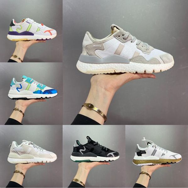 white gold metallic running shoes green purple sneaker leather mesh vamp simple lines
white gold metallic running shoes green purple sneaker leather mesh vamp simple lines