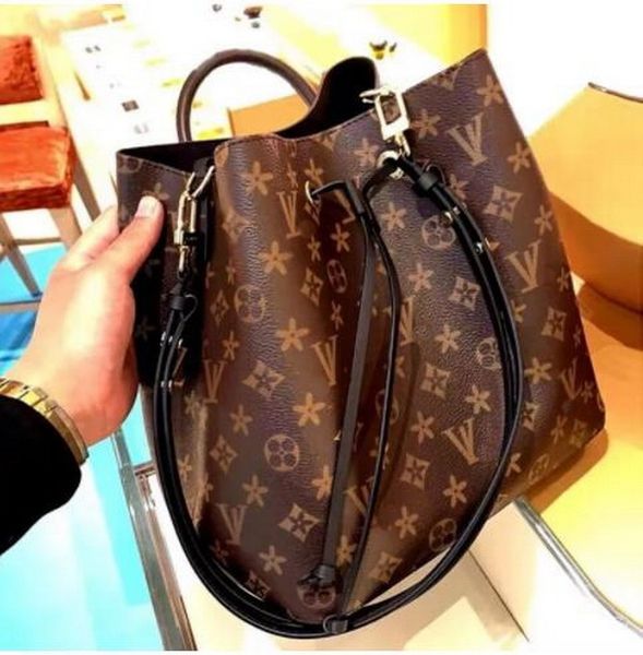 hig quality women old flower leather cross body shoulder bags simple portable leisure drawstring bucket messenger bag crossbody bag purse
hig quality women old flower leather cross body shoulder bags simple portable leisure drawstring bucket messenger bag crossbody bag purse
