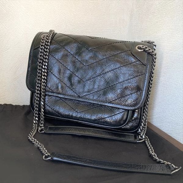 7a designer bag crossbody bags handbags chain bag handbag one shoulder messenger underarm oil wax skin crinkled cowhide fashion classic casu
7a designer bag crossbody bags handbags chain bag handbag one shoulder messenger underarm oil wax skin crinkled cowhide fashion classic casu
