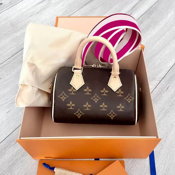 fashion handbags tote m81085 m46234 speedy nano 20 25 designer genuine leather strap bags shoulder luxury clutch women's men classic cr
fashion handbags tote m81085 m46234 speedy nano 20 25 designer genuine leather strap bags shoulder luxury clutch women's men classic cr