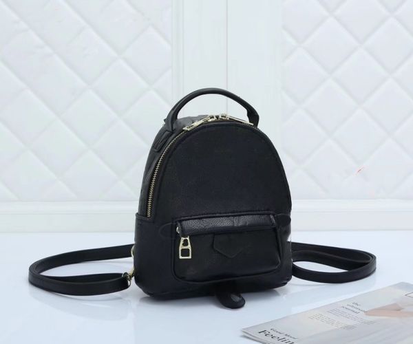designer bags luxury brand backpack classical printing handbags banquet shopping wedding leisure business package 21/18/8 cm
designer bags luxury brand backpack classical printing handbags banquet shopping wedding leisure business package 21/18/8 cm