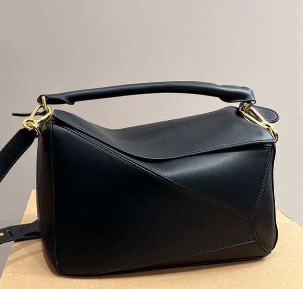 bag luxury designer genuine leather handbag shoulder bucket woman l quality high fashion women clutch totes crossbody cowhide geometry puzzl
bag luxury designer genuine leather handbag shoulder bucket woman l quality high fashion women clutch totes crossbody cowhide geometry puzzl