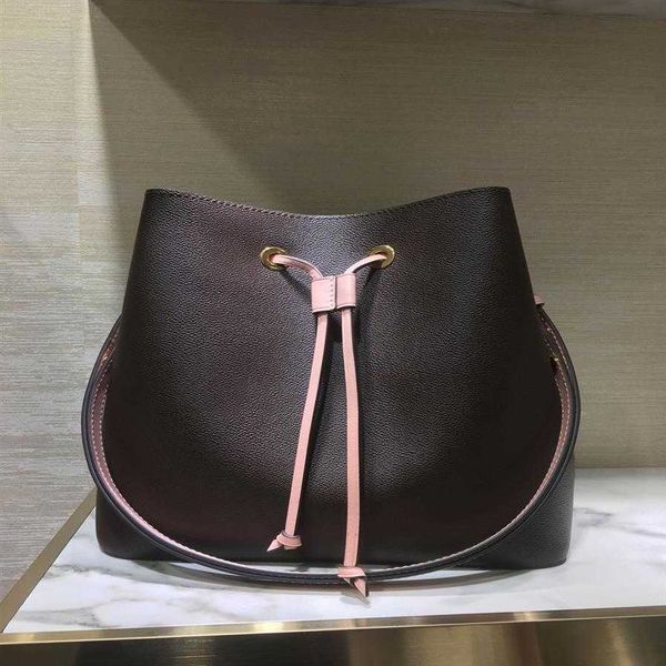 whole orignal real leather fashion famous shoulder bag tote designer handbags presbyopic shopping purse messenger bag bucket b265c
whole orignal real leather fashion famous shoulder bag tote designer handbags presbyopic shopping purse messenger bag bucket b265c