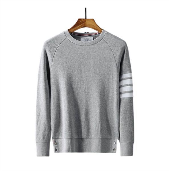 2023fall new men's sweater designer classic multi-fashion four-stripe casual 100% cotton printed long-sleeved craft neck thermal size, White;black
2023fall new men's sweater designer classic multi-fashion four-stripe casual 100% cotton printed long-sleeved craft neck thermal size, White;black