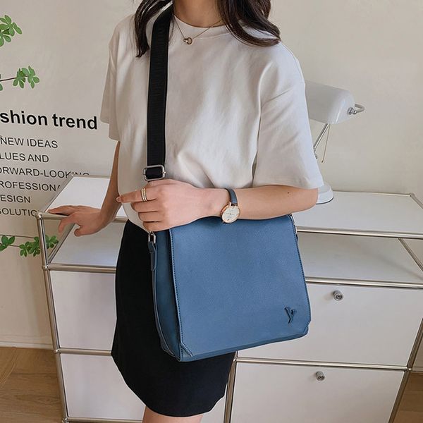 bags totes handbag designer bag women classic imitation brand solid letter splice one shoulder postman bag fashion style party commuter wall
bags totes handbag designer bag women classic imitation brand solid letter splice one shoulder postman bag fashion style party commuter wall