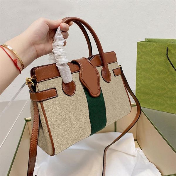2022 new classic totes bags elegant temperament lady handbag business casual fashion luxury designer shoulder bag fem317q
2022 new classic totes bags elegant temperament lady handbag business casual fashion luxury designer shoulder bag fem317q