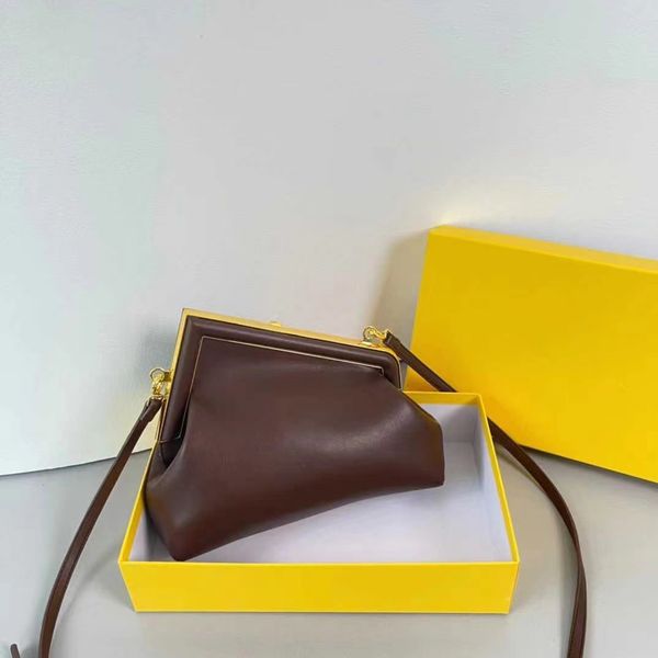 designer 5color 2size genuine leather saling luxury bags purse kim jones totes shoulder bag handbags crossbodys purses handbag
designer 5color 2size genuine leather saling luxury bags purse kim jones totes shoulder bag handbags crossbodys purses handbag