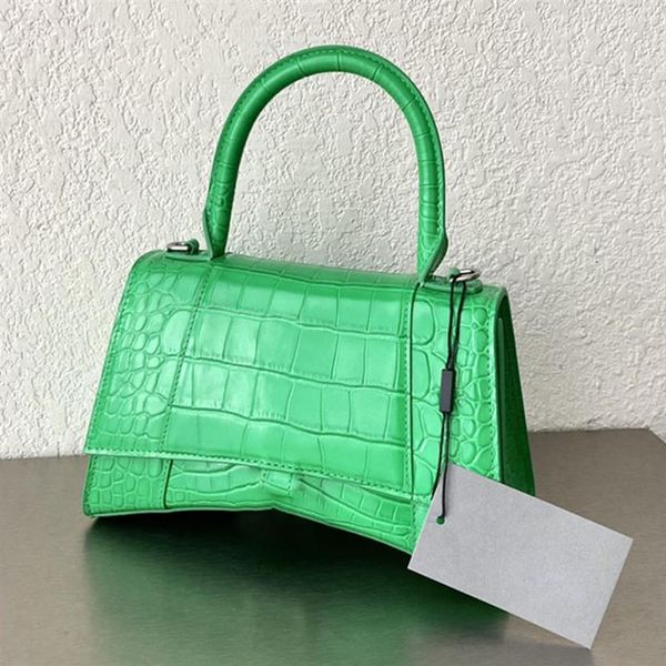 7a quality luxurys designers bags cowhide shoulder bags womens lady handbags women totes handbag purses classic crossbody bag272b
7a quality luxurys designers bags cowhide shoulder bags womens lady handbags women totes handbag purses classic crossbody bag272b